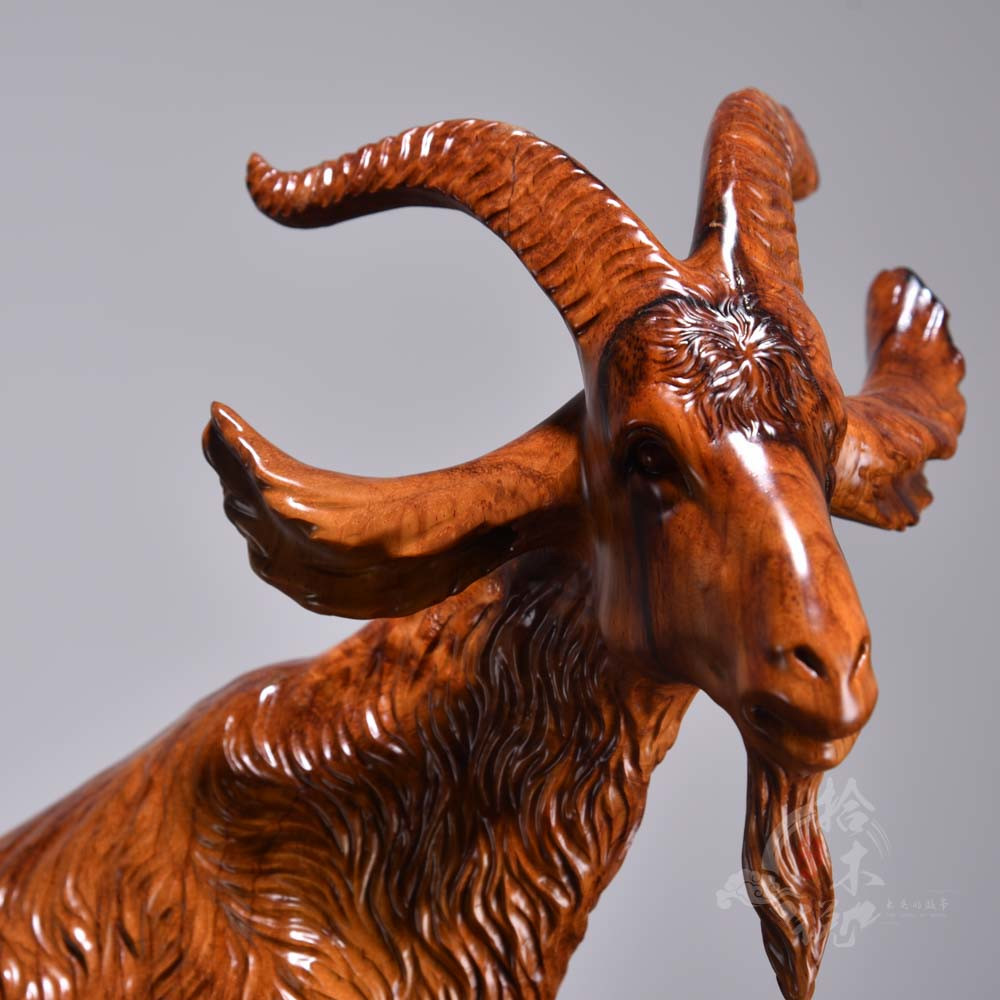領(lǐng)頭羊木雕 匠心獨運的傳統(tǒng)工藝品